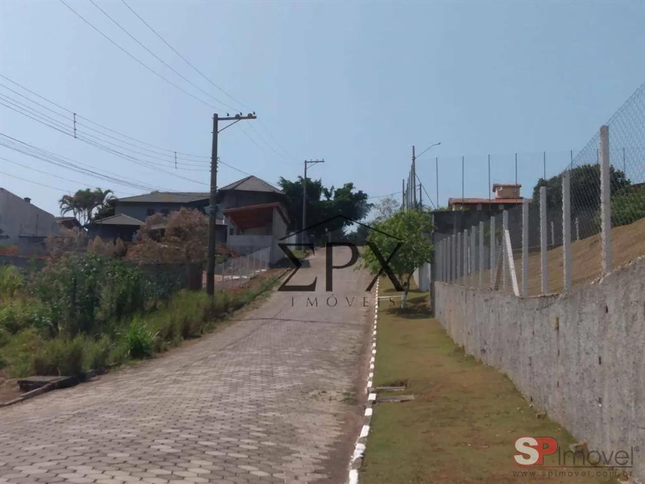 Terreno em condomínio fechado, Atibaia, aceita permuta na Zona norte de são Paulo