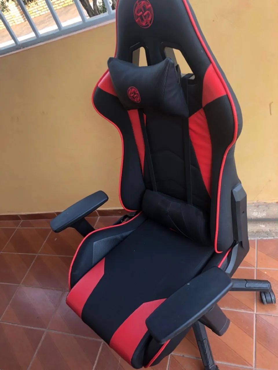 Cadeira Gamer Vermelha - Foto 2