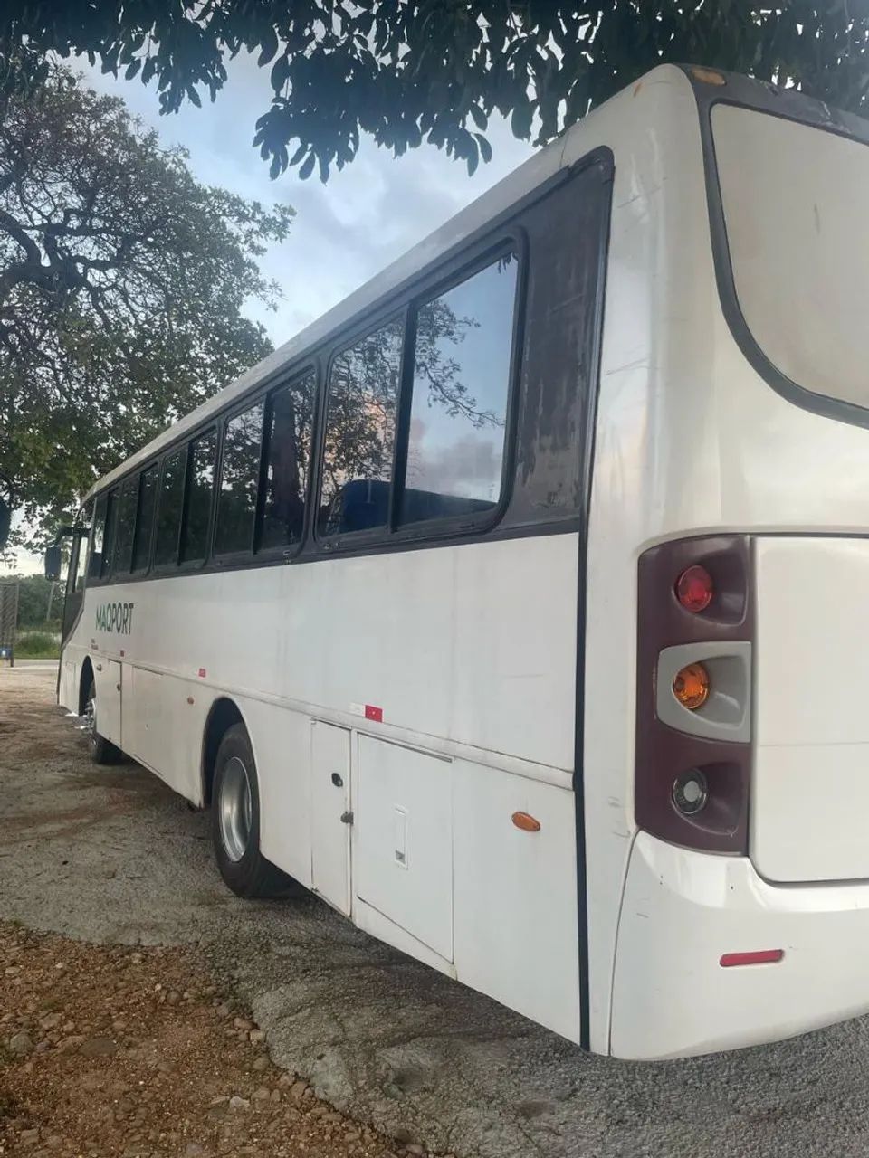 Ônibus rodoviário 2008 motor 15.190 valor 75.000 - Foto 4