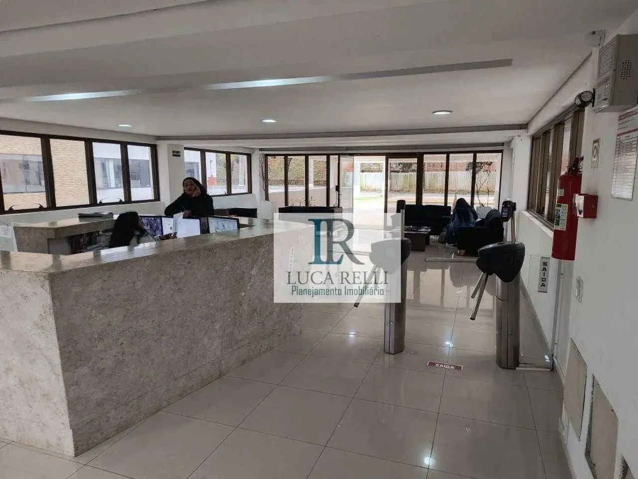Sala Comercial à venda na Granja Vianna - Foto 5