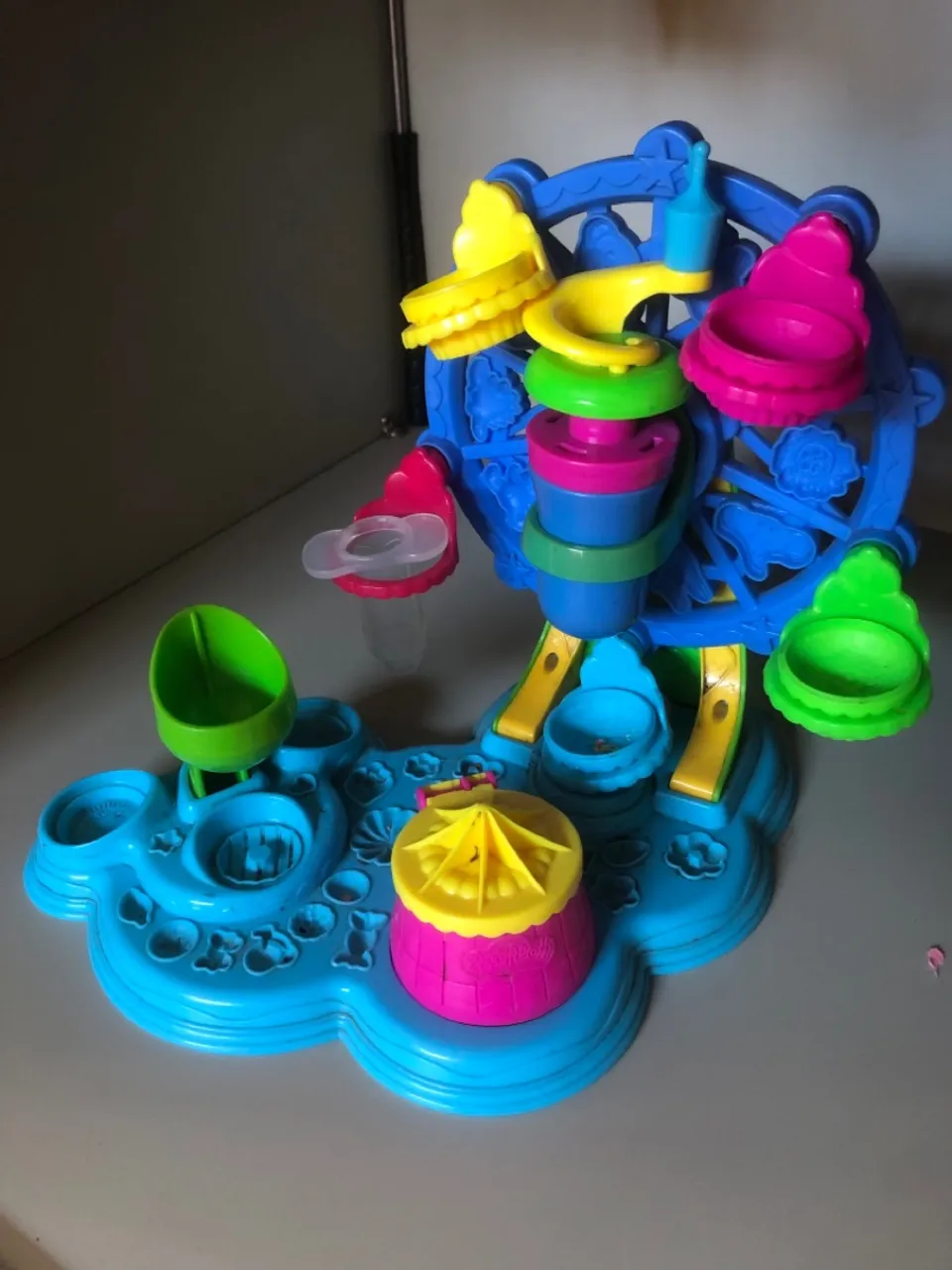 Play-Doh Roda Gigante - Diversão Garantida!