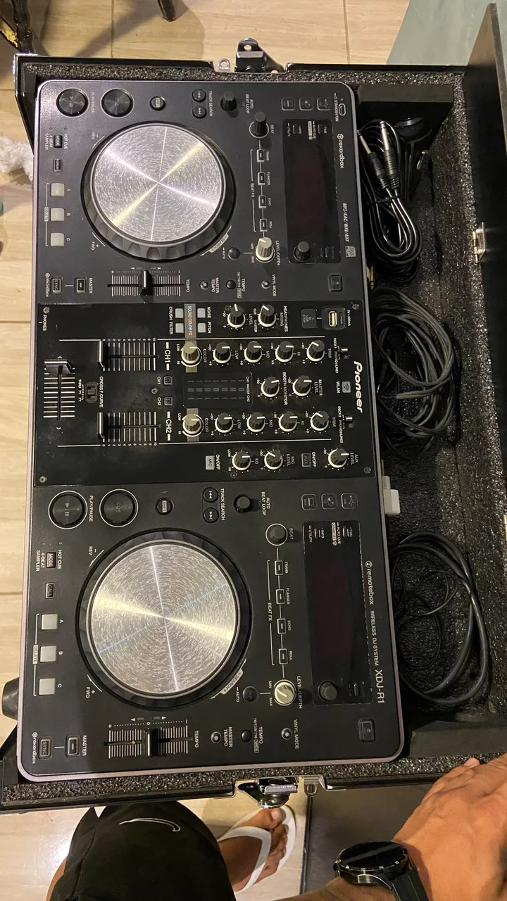 controladora xdj r1