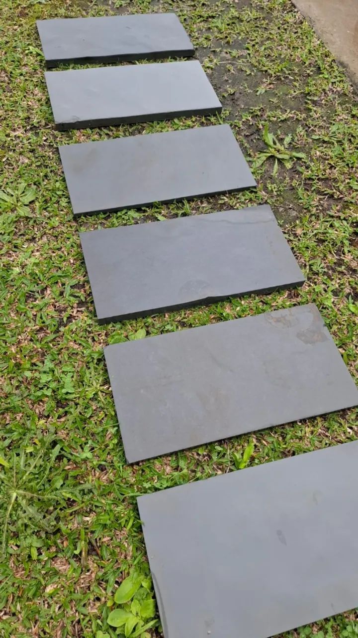 Kit 10 peças Pisante Grama 20X40 cm