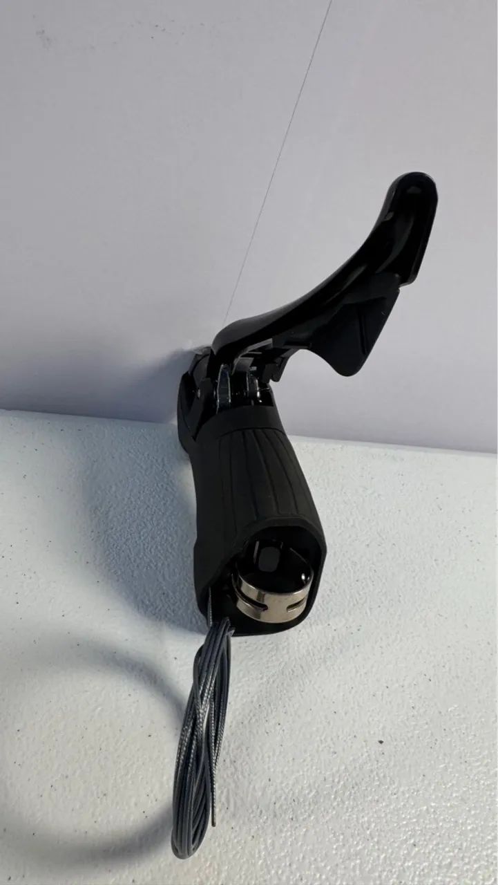 ALAVANCA SHIMANO 105 R7000 LADO ESQUERDO NOVA  - Foto 3