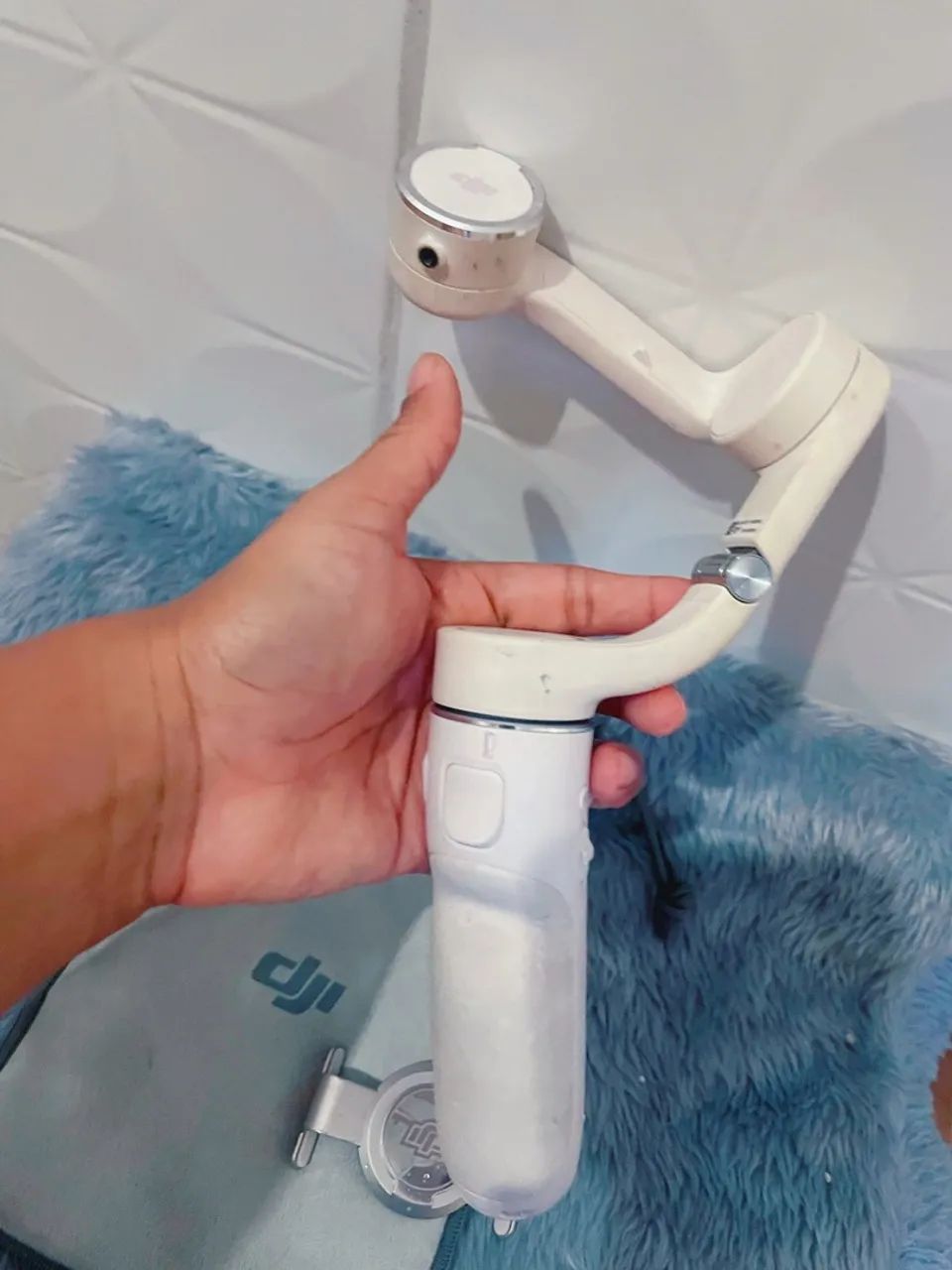 Dji Osmo Mobile Om5 - Estabilizador Celular Dobrável Cor Branco Completo - Foto 3