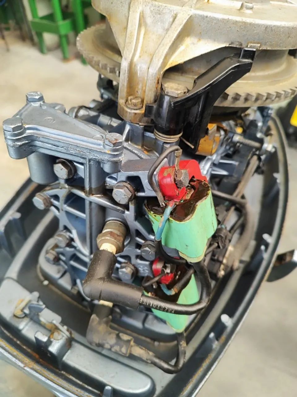 Motor de Popa Evinrude Fastwin 18HP (1973) ÓTIMO ESTADO - Foto 5