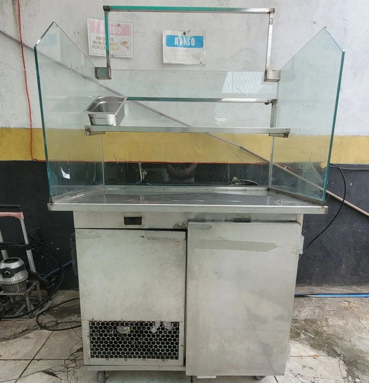 Condimentadora . Balcao pizza ,salgados ,sucos - Foto 3