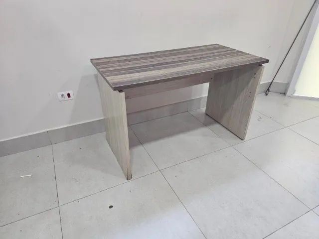 MESA PARA ESCRITORIO - OTIMO $$