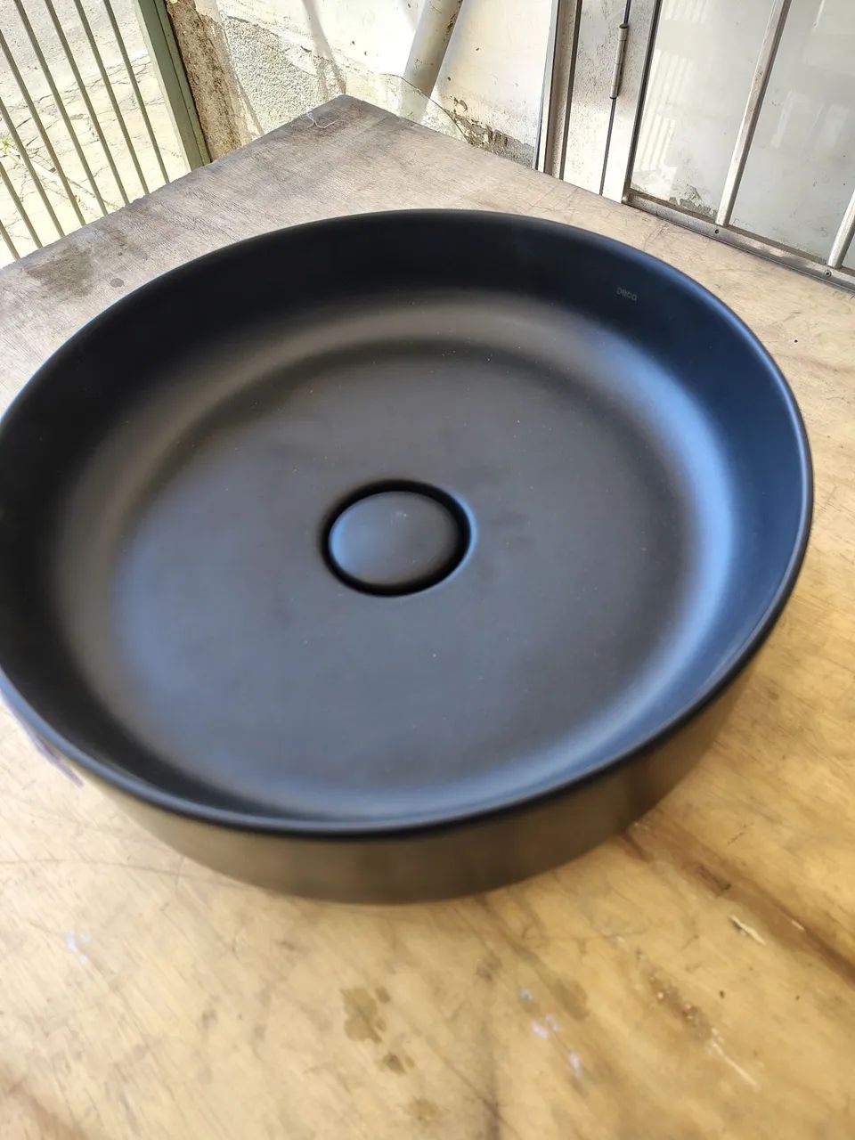 cuba de apoio redonda preto fosco Deca  - Foto 2