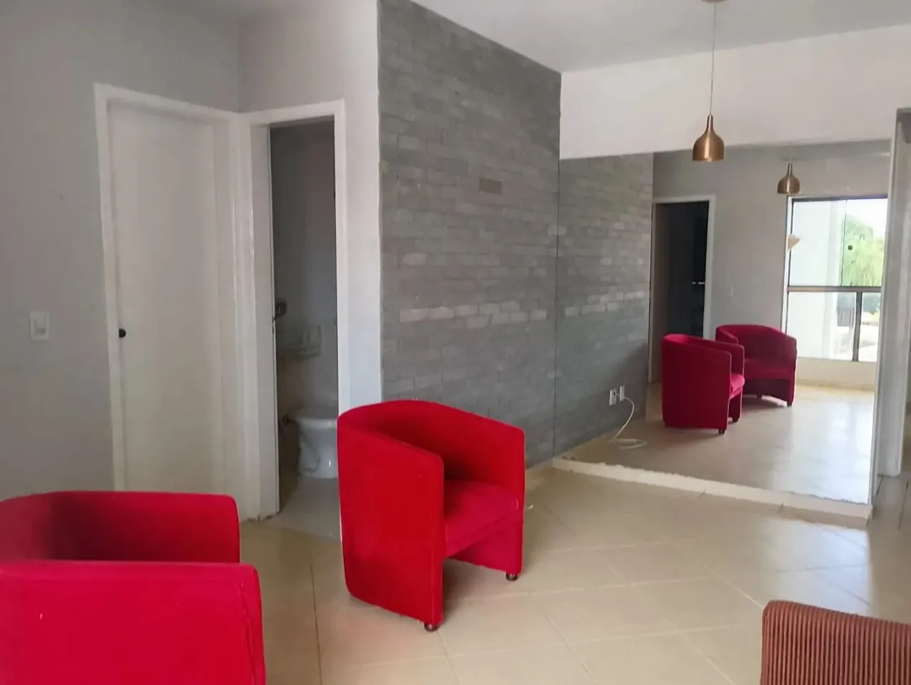 APARTAMENTO EM GOIANIA NO SETOR SUL - PROXIMO A PRAÇA CIVICA