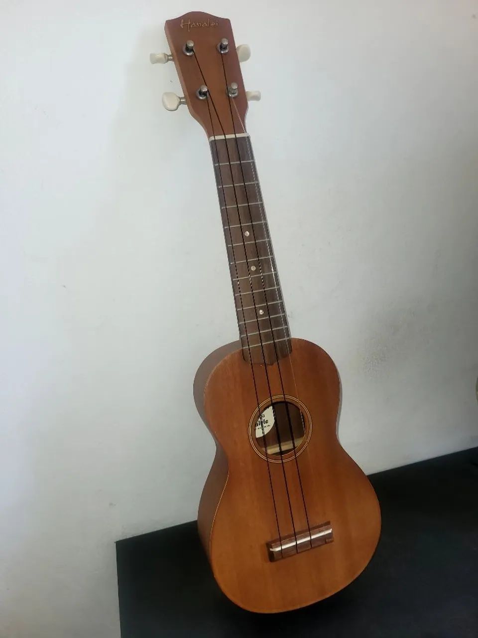 Ukulele hanalei + pouco usado + sem case