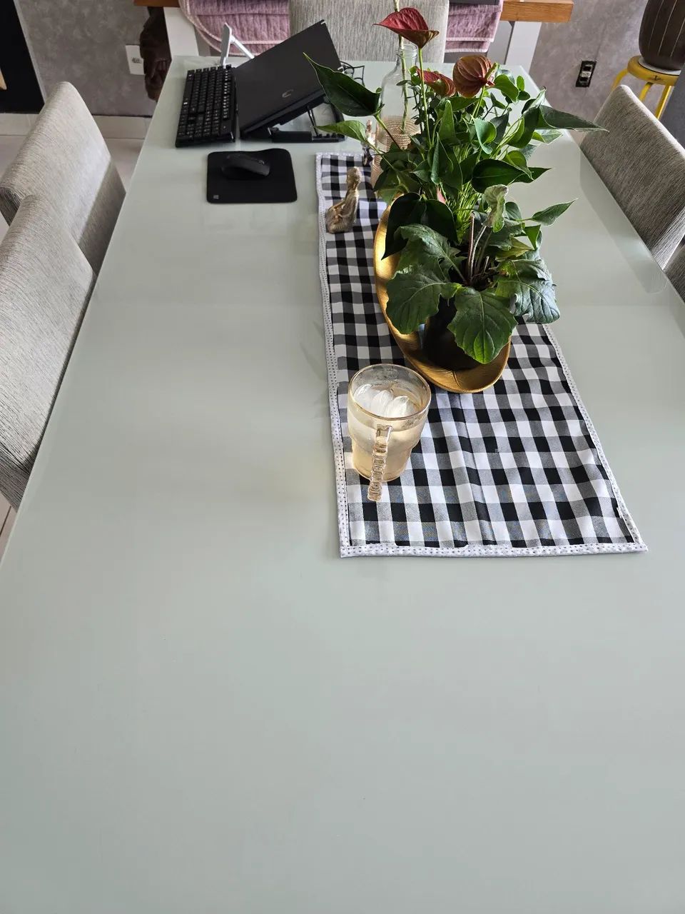 Dining Table64317062702979122