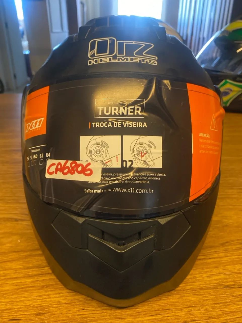 Capacete Orz - Preto escamoteavel