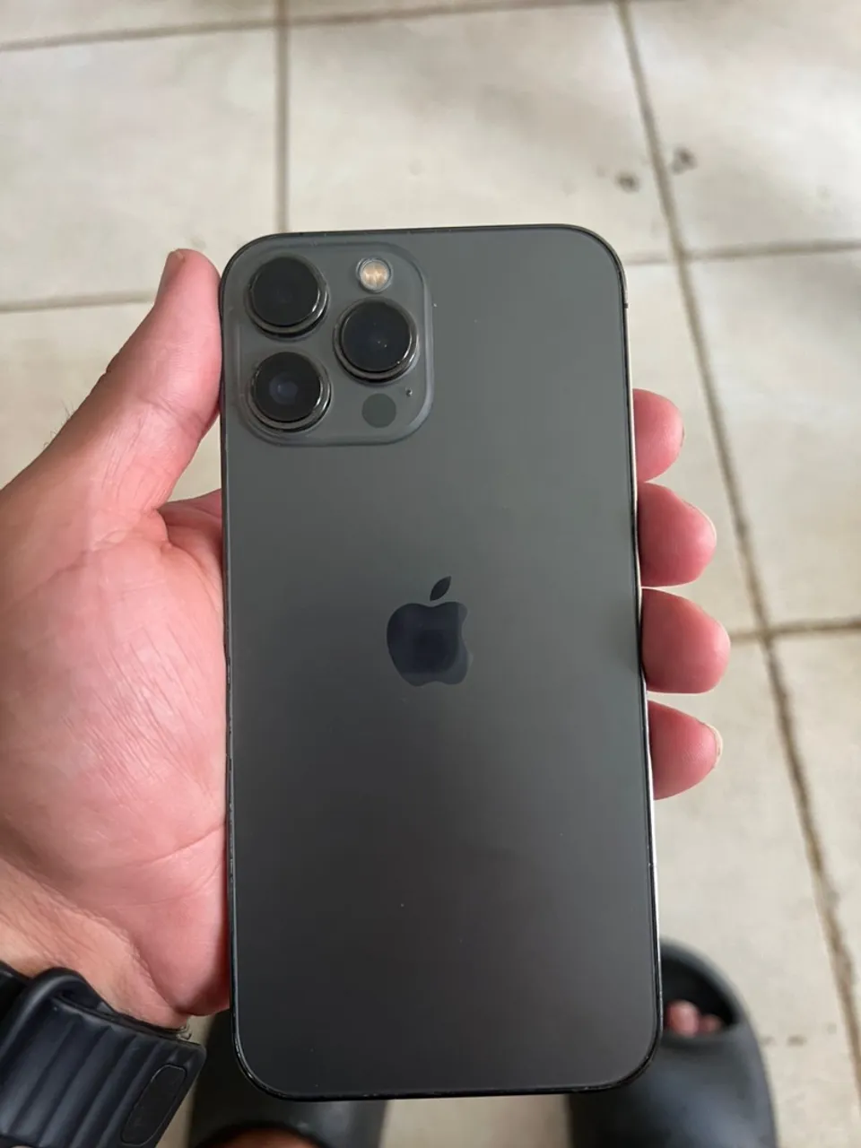 iPhone 13 Pro Max semi novo sem marcas de uso