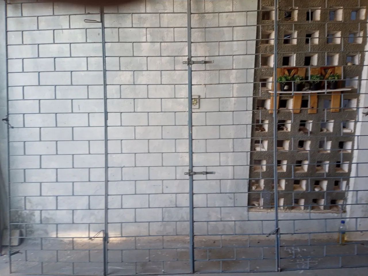 Portão de Ferro com Design Moderno