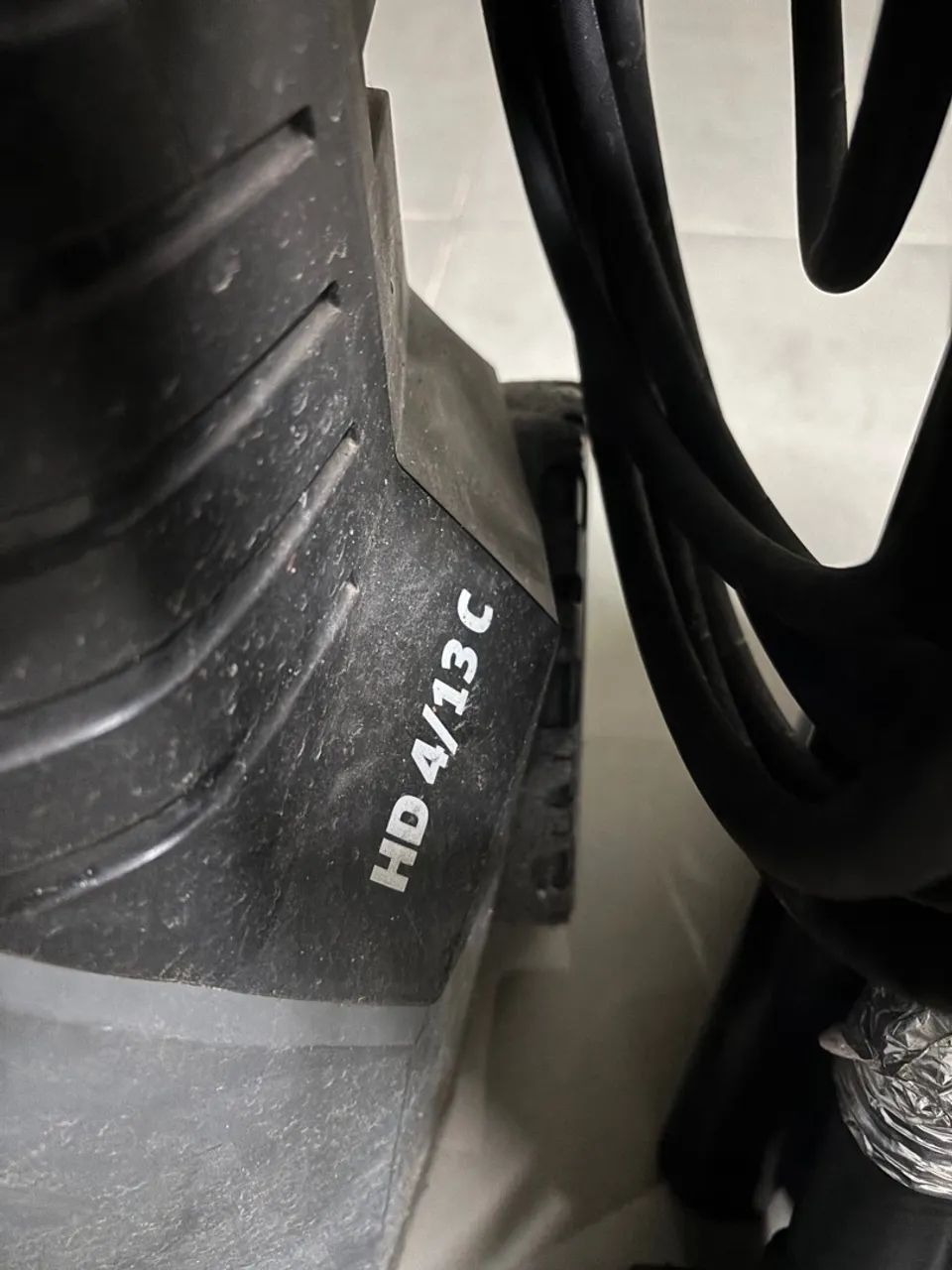 Vendo lavadora de pressão e aspirador karcher  - Foto 3