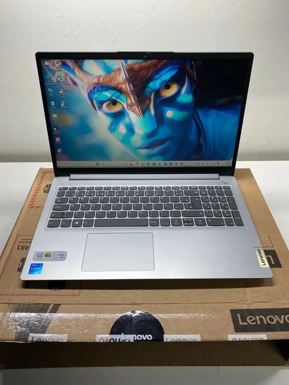 【Lenovo】i3/SSD256GB/8GB/13.3型 ノートパソコン NOTEBOOK LENOVO CORE I3 13GEN 8GB 256GB SSD 15.6