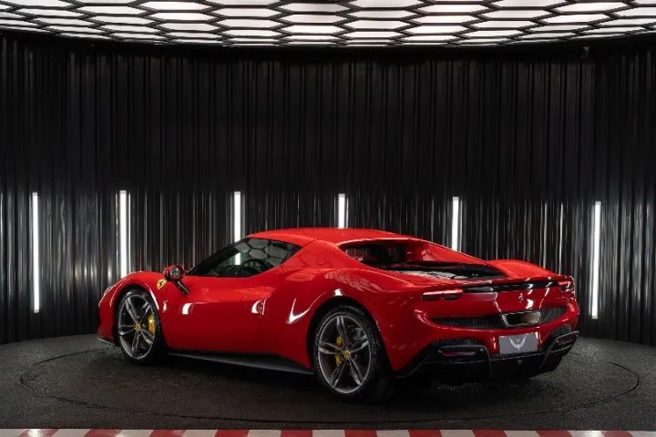 Ferrari 296 GTB (Hibrido), foto 8 de 20