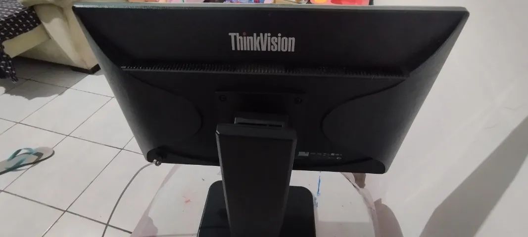 Monitor Lenovo  - Foto 2