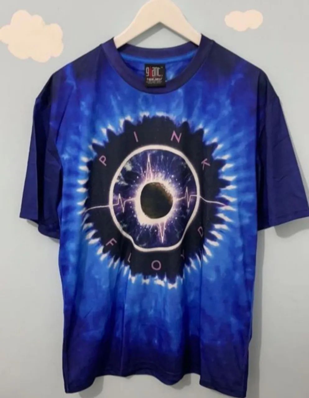 Camiseta Pink Floyd - Estilo Tie Dye Musical