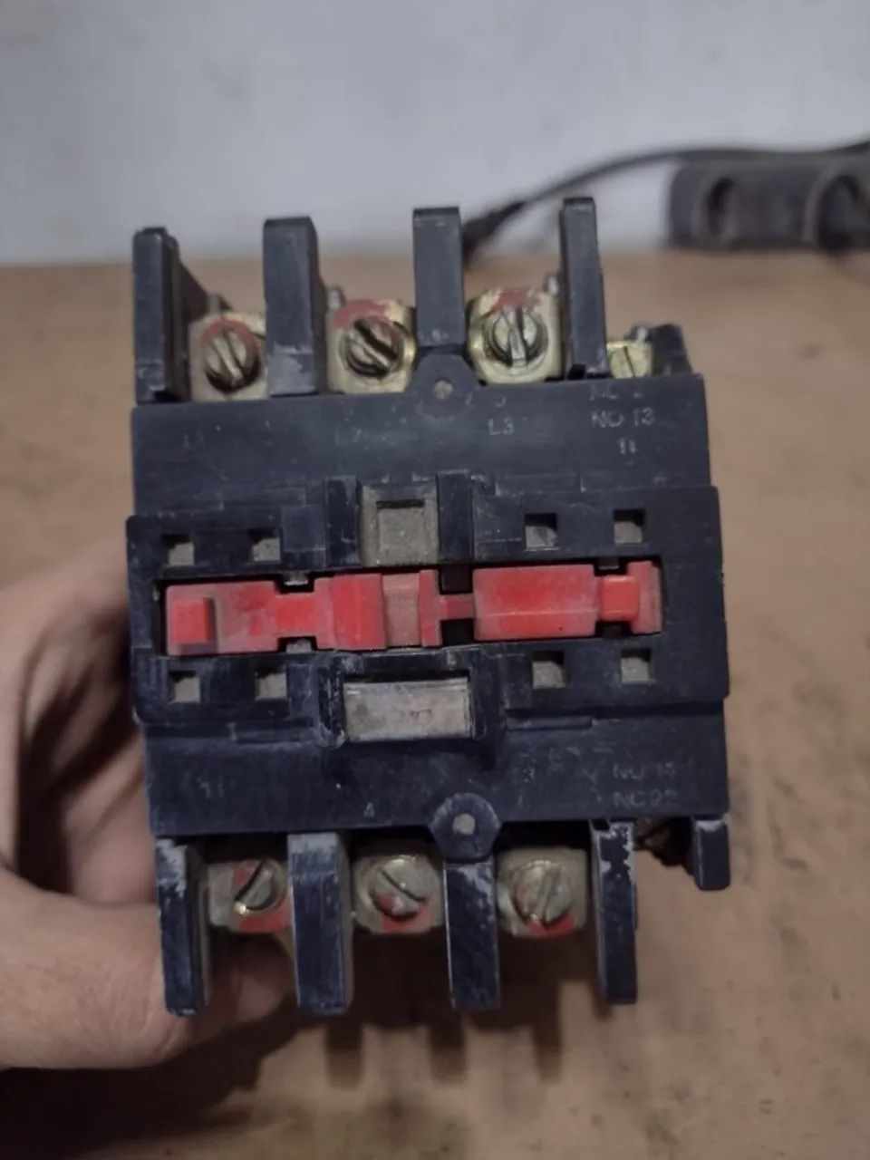 Contator Lc1-d63-3-220v Telemecanique