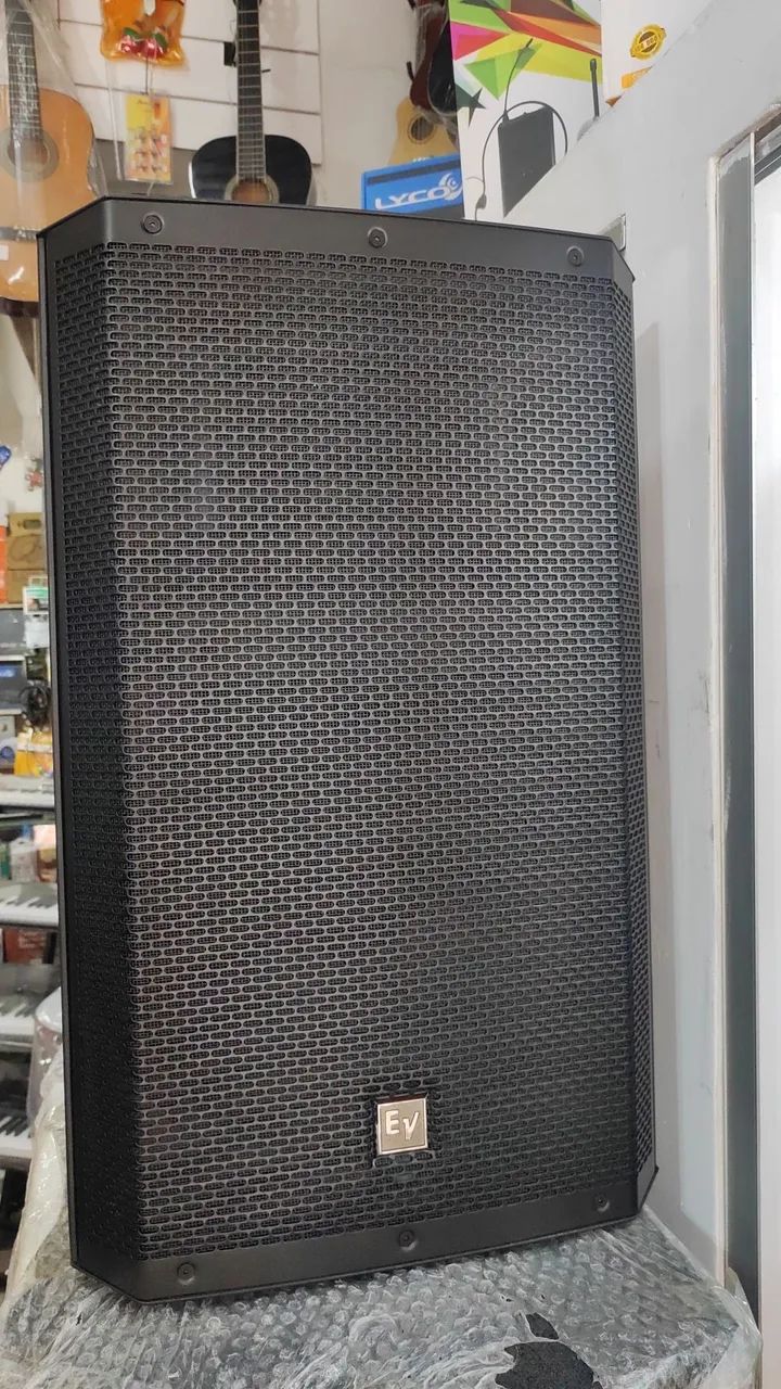 Caixa de Som eletro Voice zlx 15 