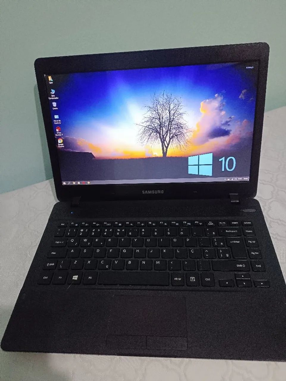 Samsung Notebook with Intel Quad-Core Processor for Immediate Sale!64168565664257125