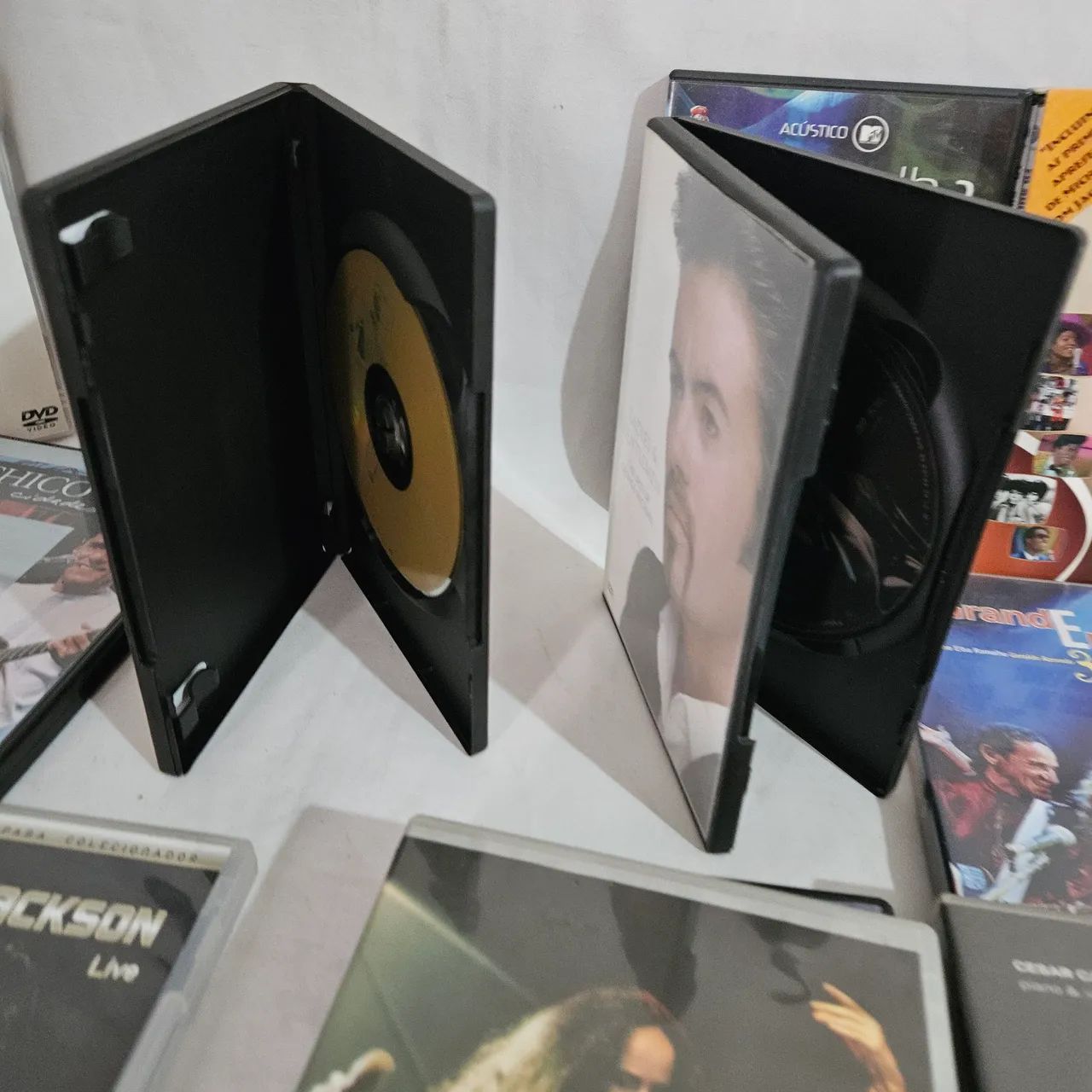 Lote de DVDs originais musicais  - Foto 4