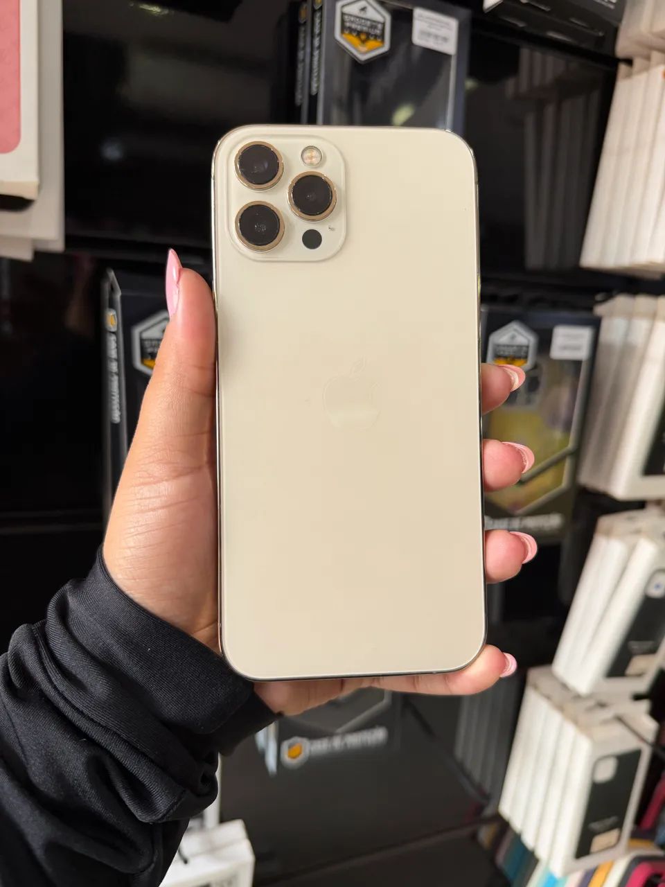 iPhone 12 Pro Max 128gb - Celulares e Smartphones - Jardim Canadá