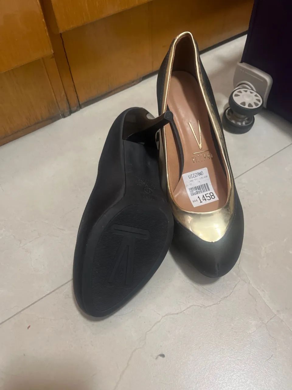 Scarpan Vizzano - Preto e Dourado - Foto 2