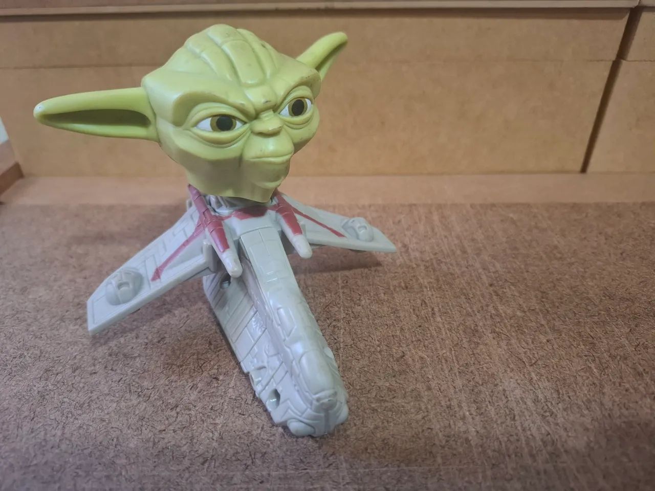 Action Figure Yoda - Star Wars MC DONALDS