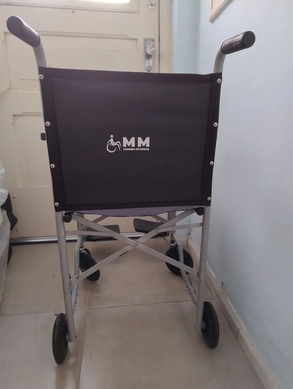 Cadeira de Rodas  - Foto 2