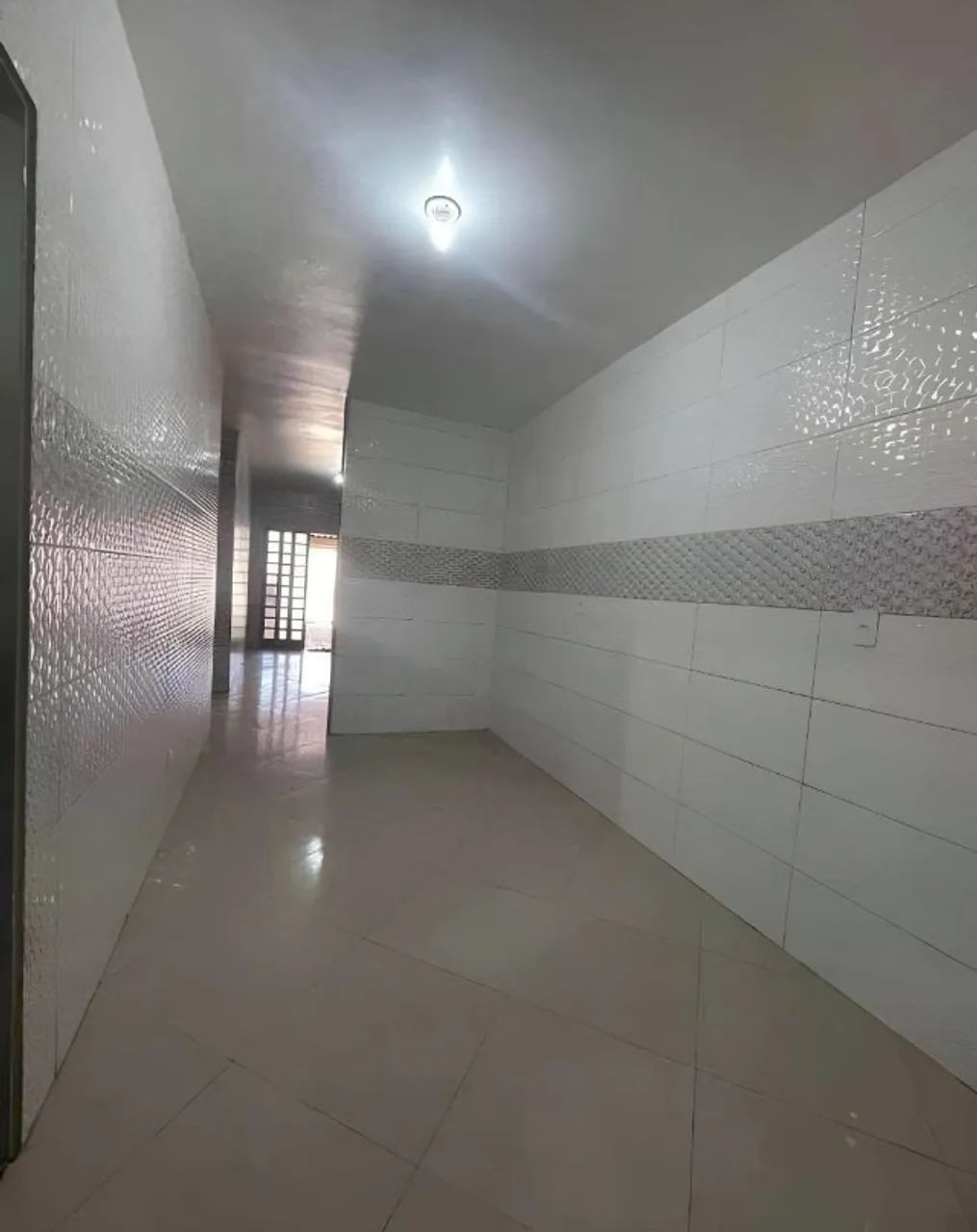 VENDENDO ESSA CASA NO BAIRRO PETRÓPOLIS COM PONTO DE REFERENCIA BAR COBIÇA BEER - CASA VAZ - Foto 4