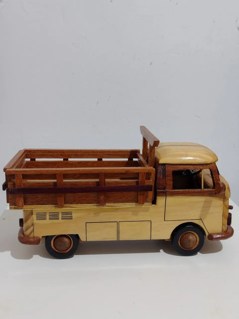Carrinho de Madeira Artesanal - Decoração Vintage - Foto 5