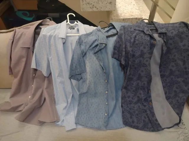 4 Camisas manga curta tamanho 4, veste M e G 