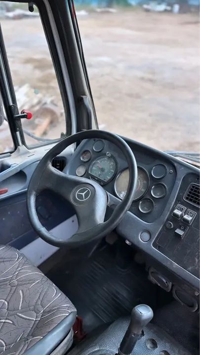 Caminhão Mercedes-Benz 1718 -6x2 TRUCK mecanismo operacional no documento   - Foto 9