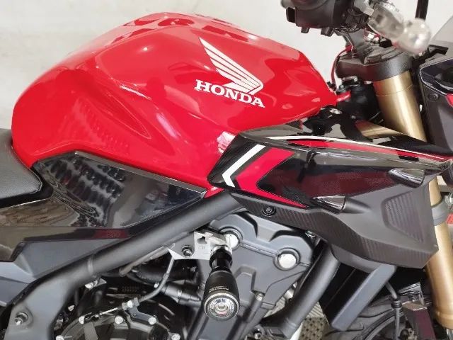 CB 500 F com Abs 2024 Vermelha 1º Dono com incríveis 9.000 km  ( A mais Top do Mundo ) - Foto 4