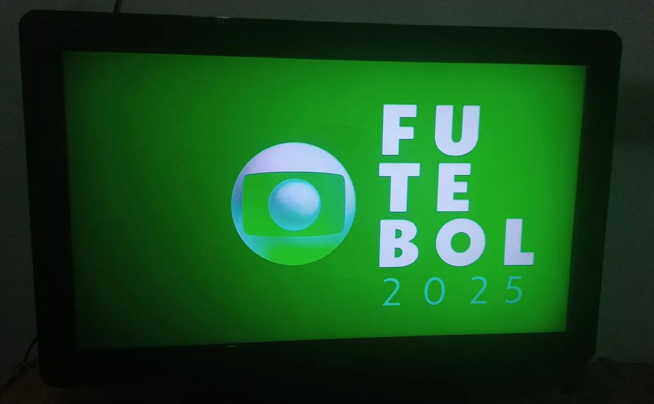 TV Philips 32" ñ é smart - Foto 3