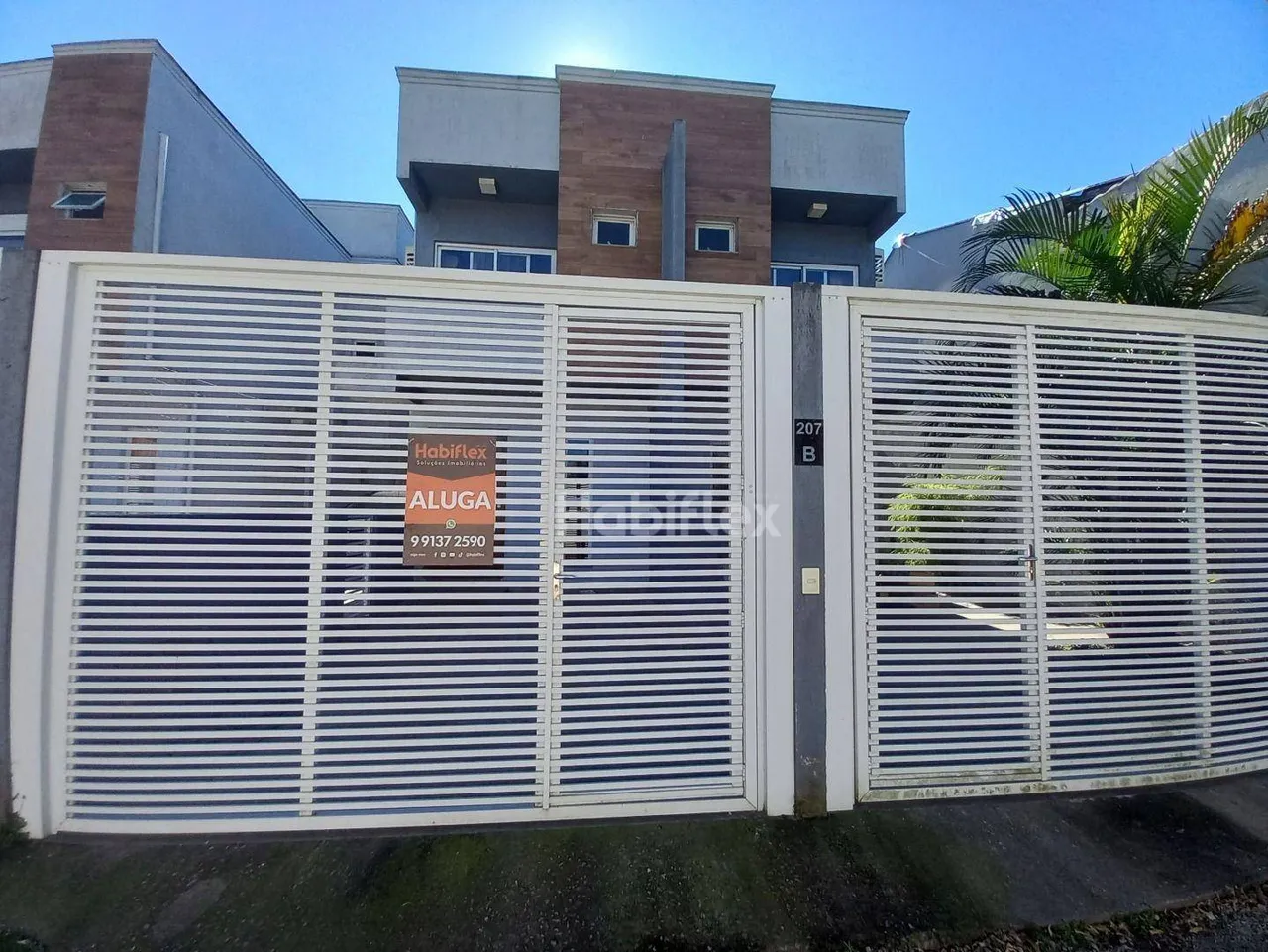 Casa com 2 suítes para alugar por R$ 3.800/mês - Campeche - Florianópolis/SC