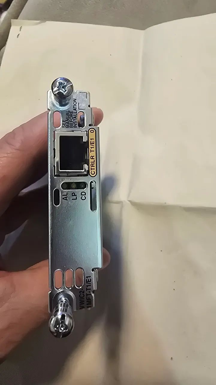 Modulo VWIC2-1MFT-T1/E1 + Cabo E1 + 2 Adaptadores BNC Macho - Foto 5