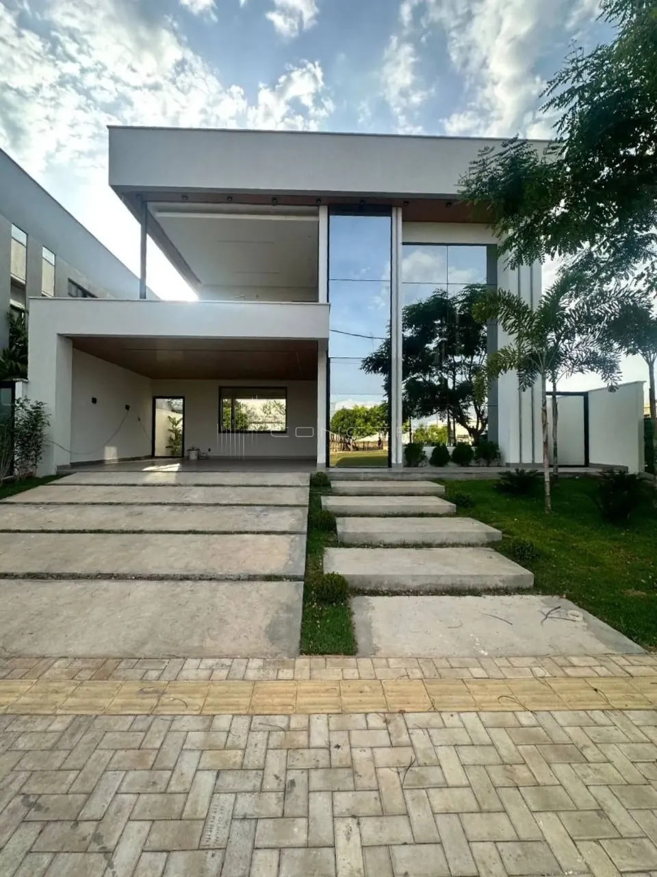 Casa Duplex no Condomínio Terras Alphaville