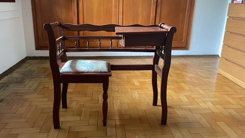 Mesa para telefone antiga de madeira