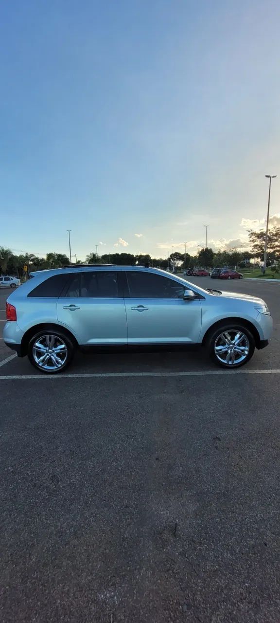 Ford Edge AWD Limited - 2025 Quitado