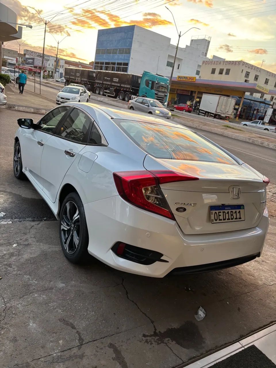 Honda Civic touring 1.5 turbo - Foto 3
