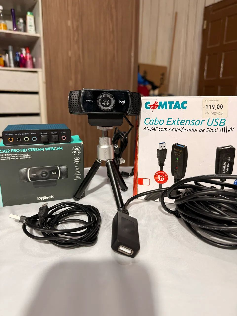 Selling everything for R$ 650, high-quality camera, audio interface and extension cable *64166980892418121