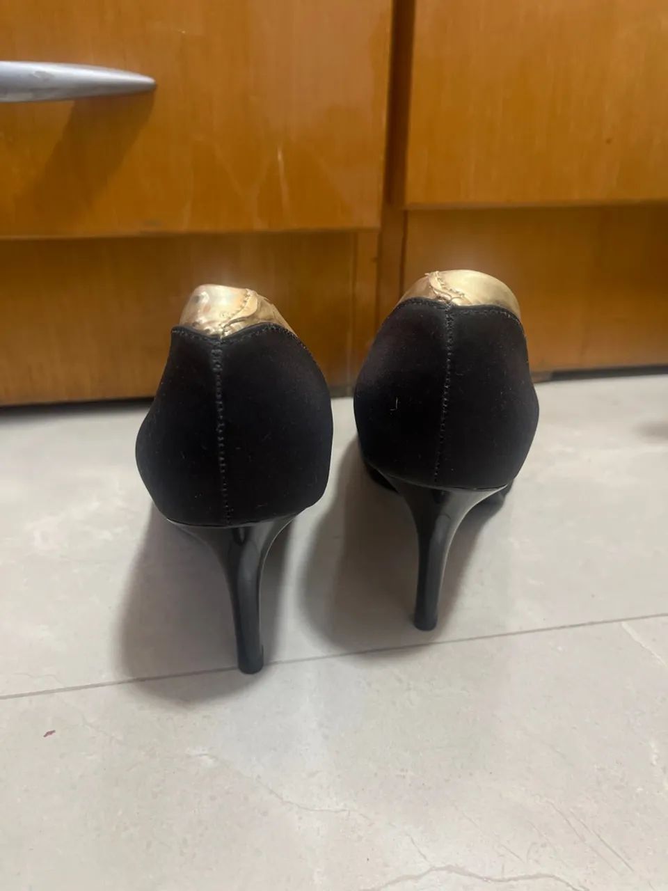 Scarpan Vizzano - Preto e Dourado - Foto 3
