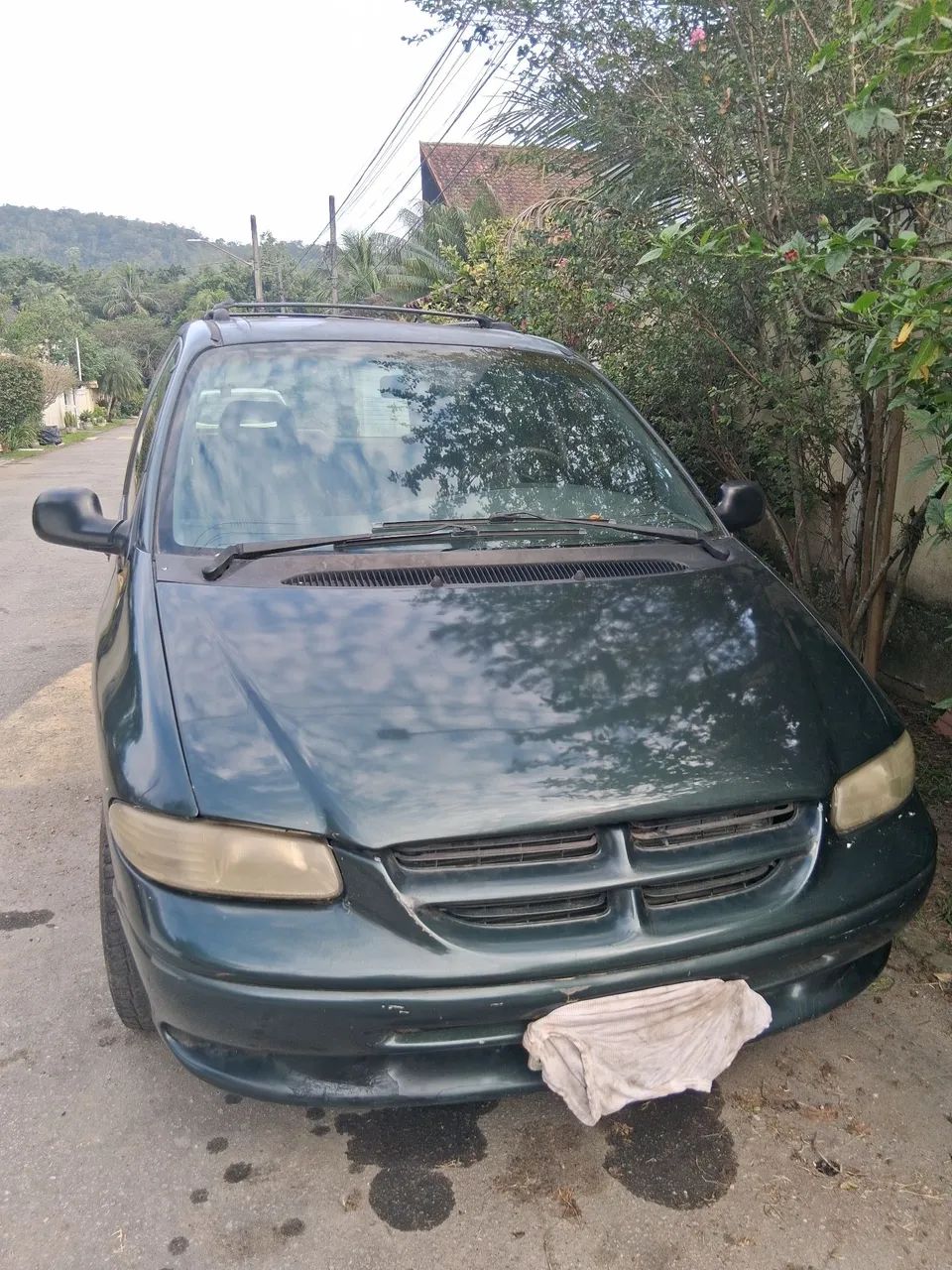 Chrysler Caravan SE 2.4/3.3 1998