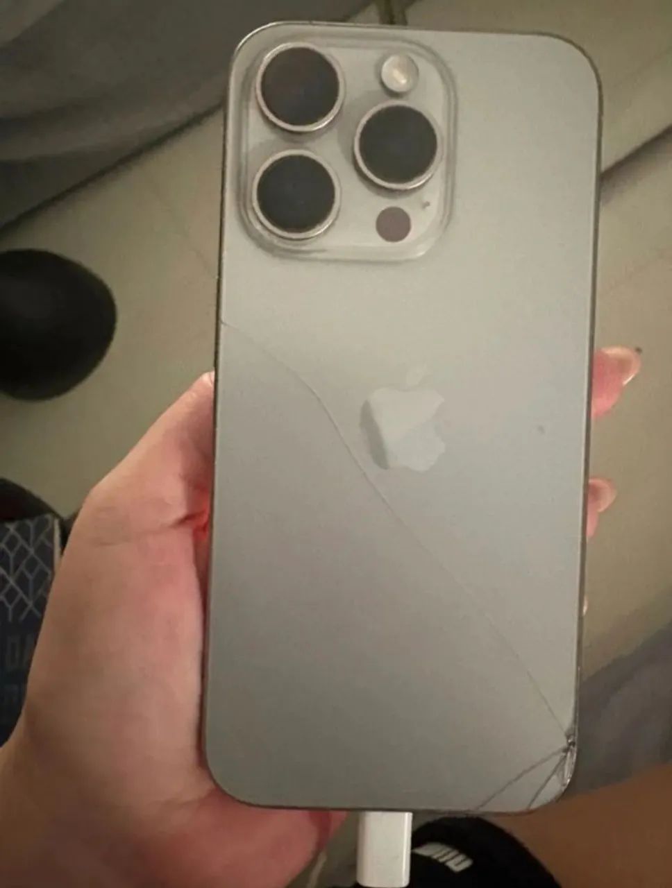 Iphone 15 Pro 126gb - Foto 2