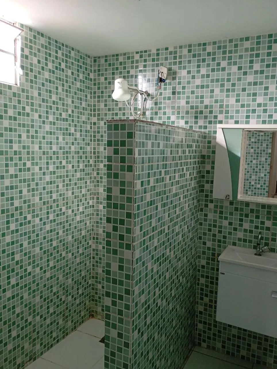 Kitnet mobiliada com água e luz  - Foto 4