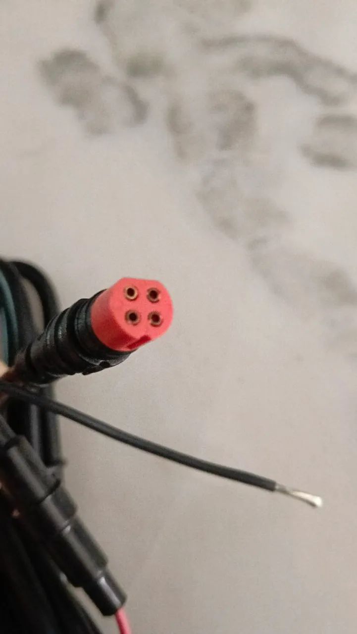 Cabo de alimentação de sonar Garmin 4 pinos - Foto 3